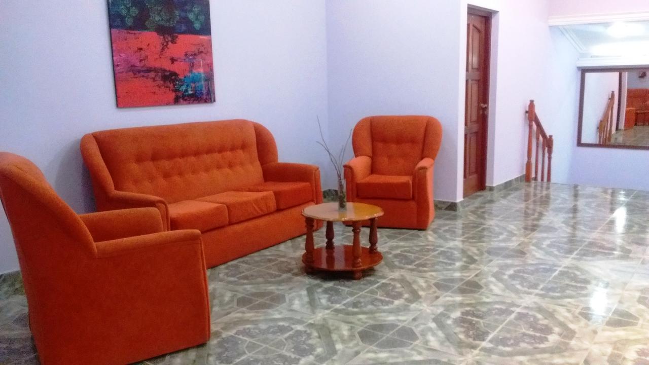 Hotel Cruce Del Desierto Veinticinco de Mayo  المظهر الخارجي الصورة