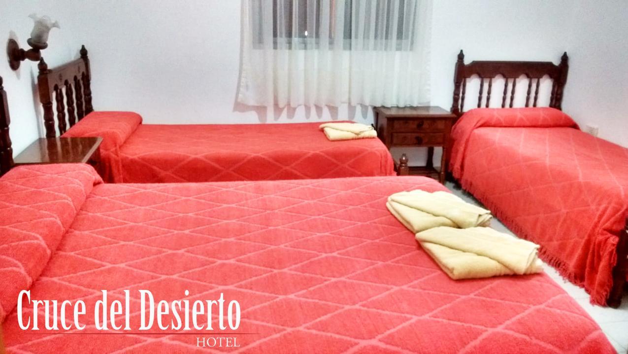 Hotel Cruce Del Desierto Veinticinco de Mayo  المظهر الخارجي الصورة
