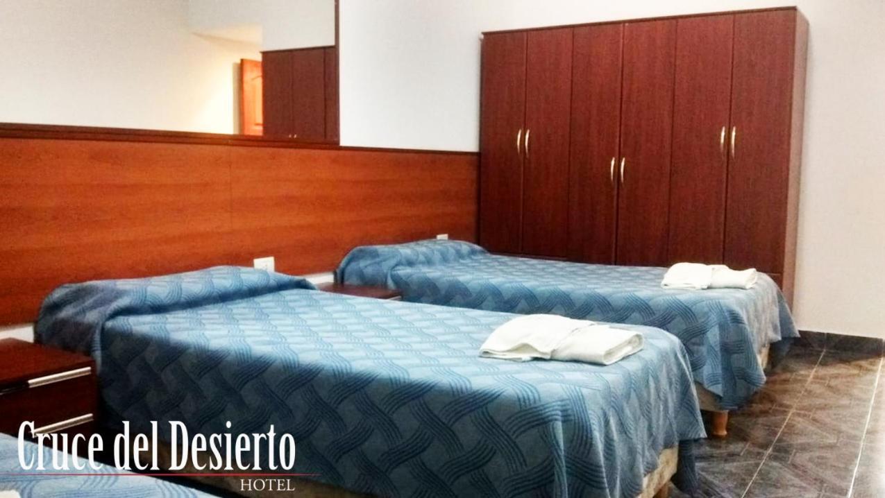 Hotel Cruce Del Desierto Veinticinco de Mayo  المظهر الخارجي الصورة